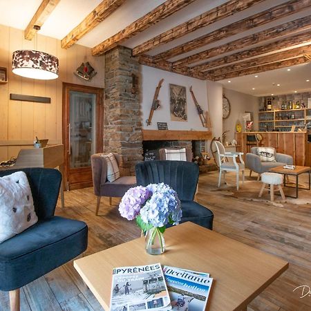 Hotel La Rencluse Saint-Mamet Bagian luar foto