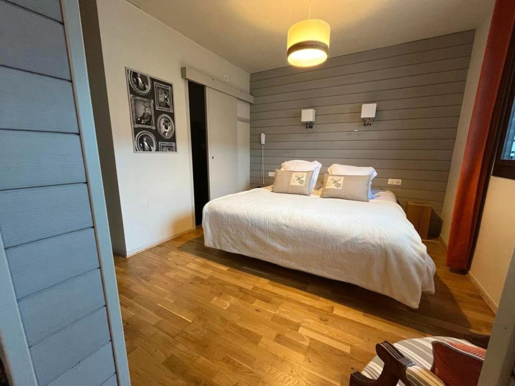Hotel La Rencluse Saint-Mamet Bagian luar foto