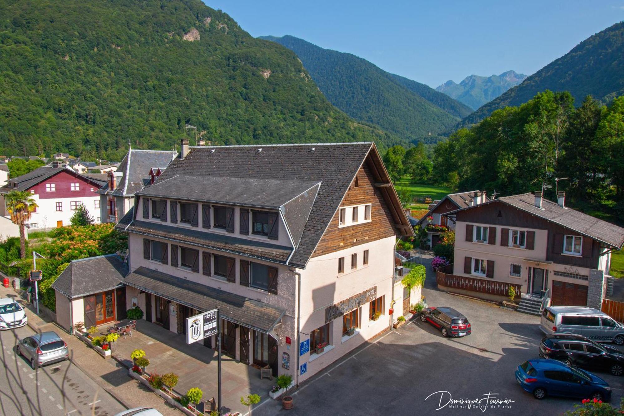 Hotel La Rencluse Saint-Mamet Bagian luar foto