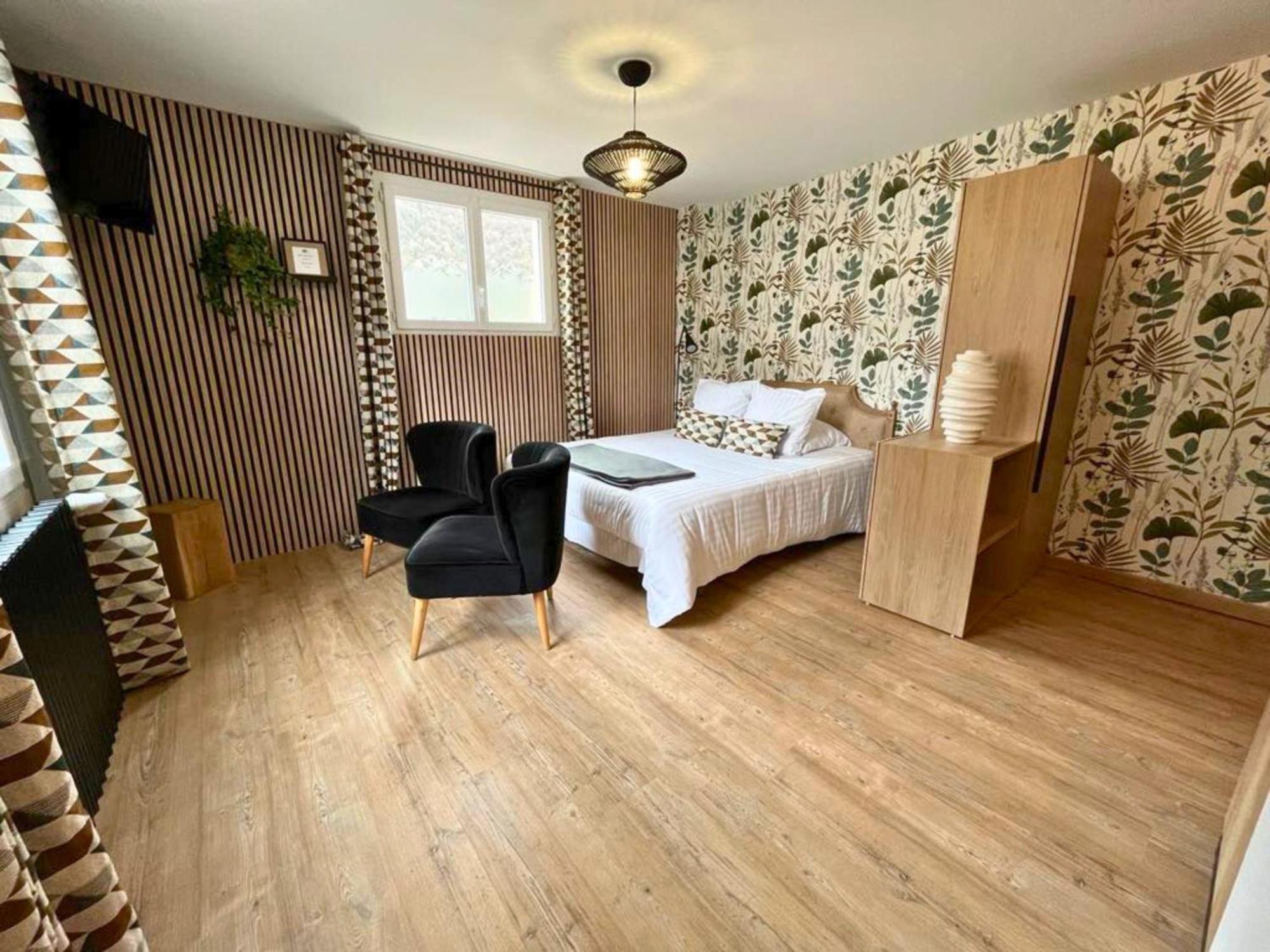 Hotel La Rencluse Saint-Mamet Bagian luar foto