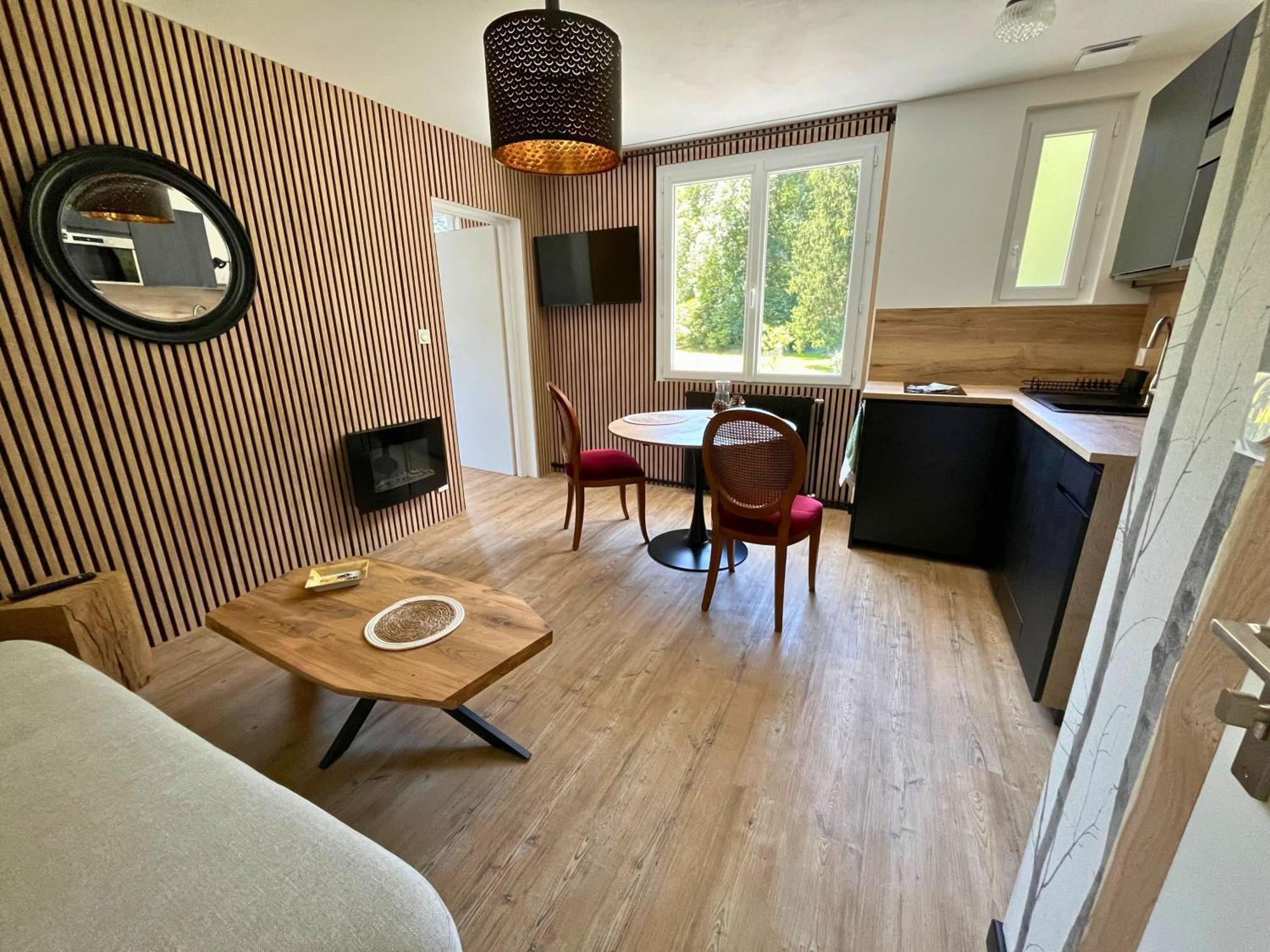 Hotel La Rencluse Saint-Mamet Bagian luar foto