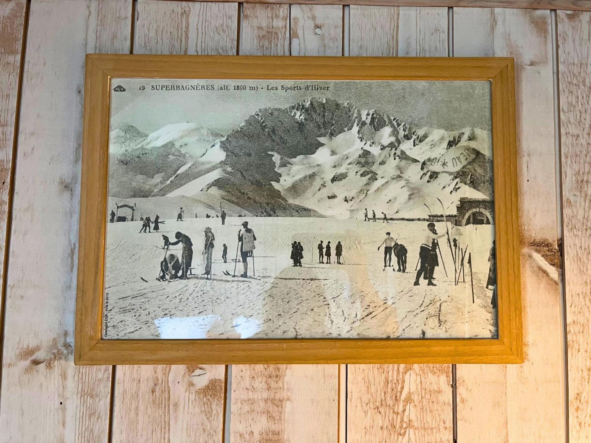 Hotel La Rencluse Saint-Mamet Bagian luar foto