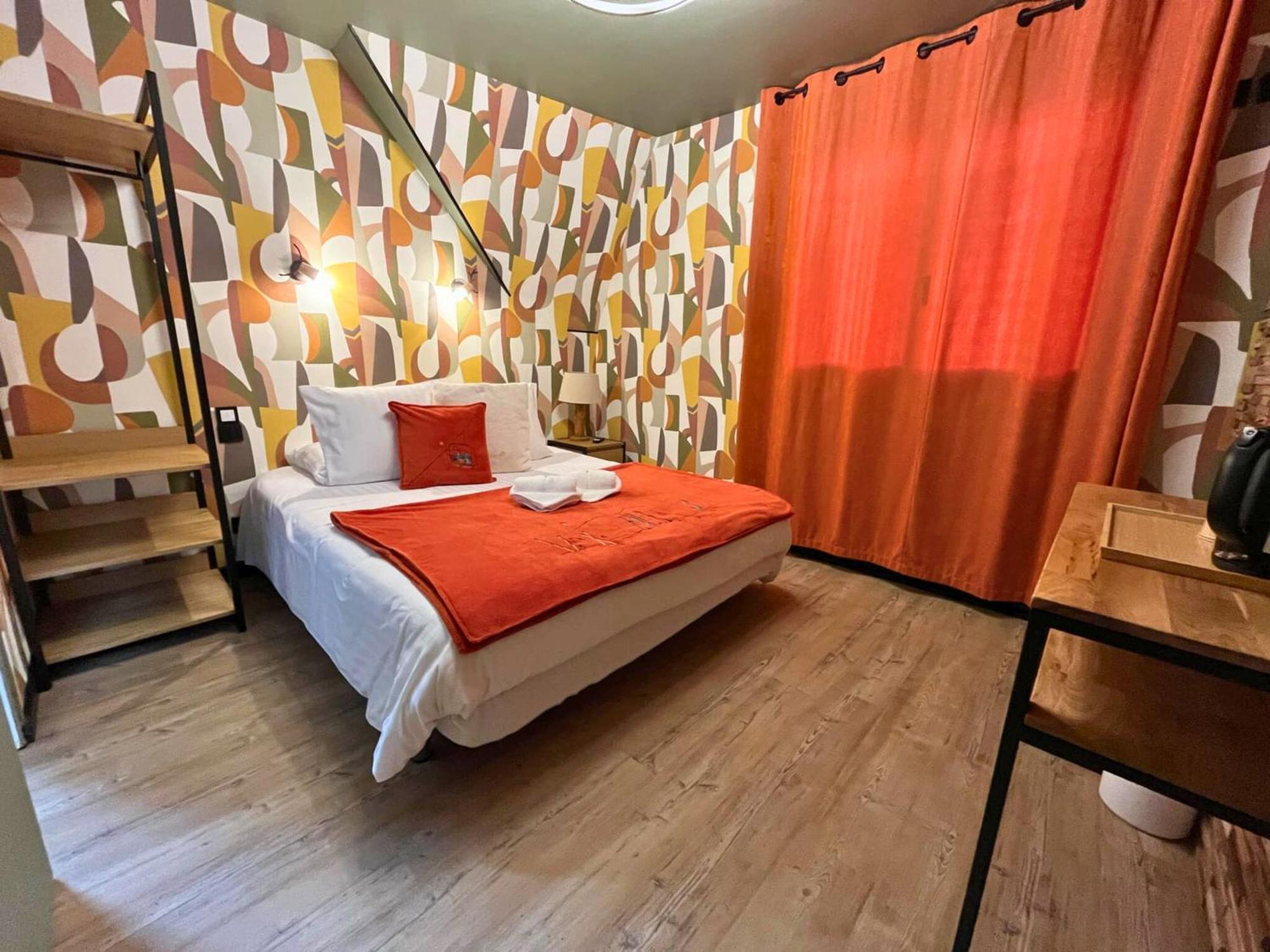 Hotel La Rencluse Saint-Mamet Bagian luar foto